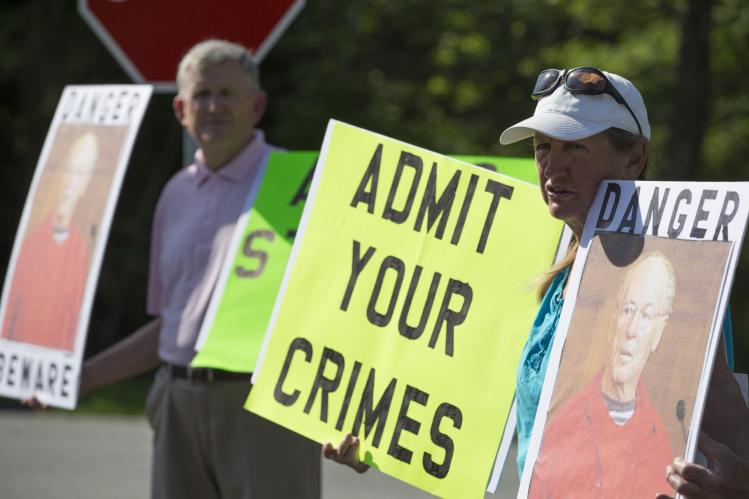 (CNS photo/CJ Gunther, EPA) (CNS photo/CJ Gunther, EPA)