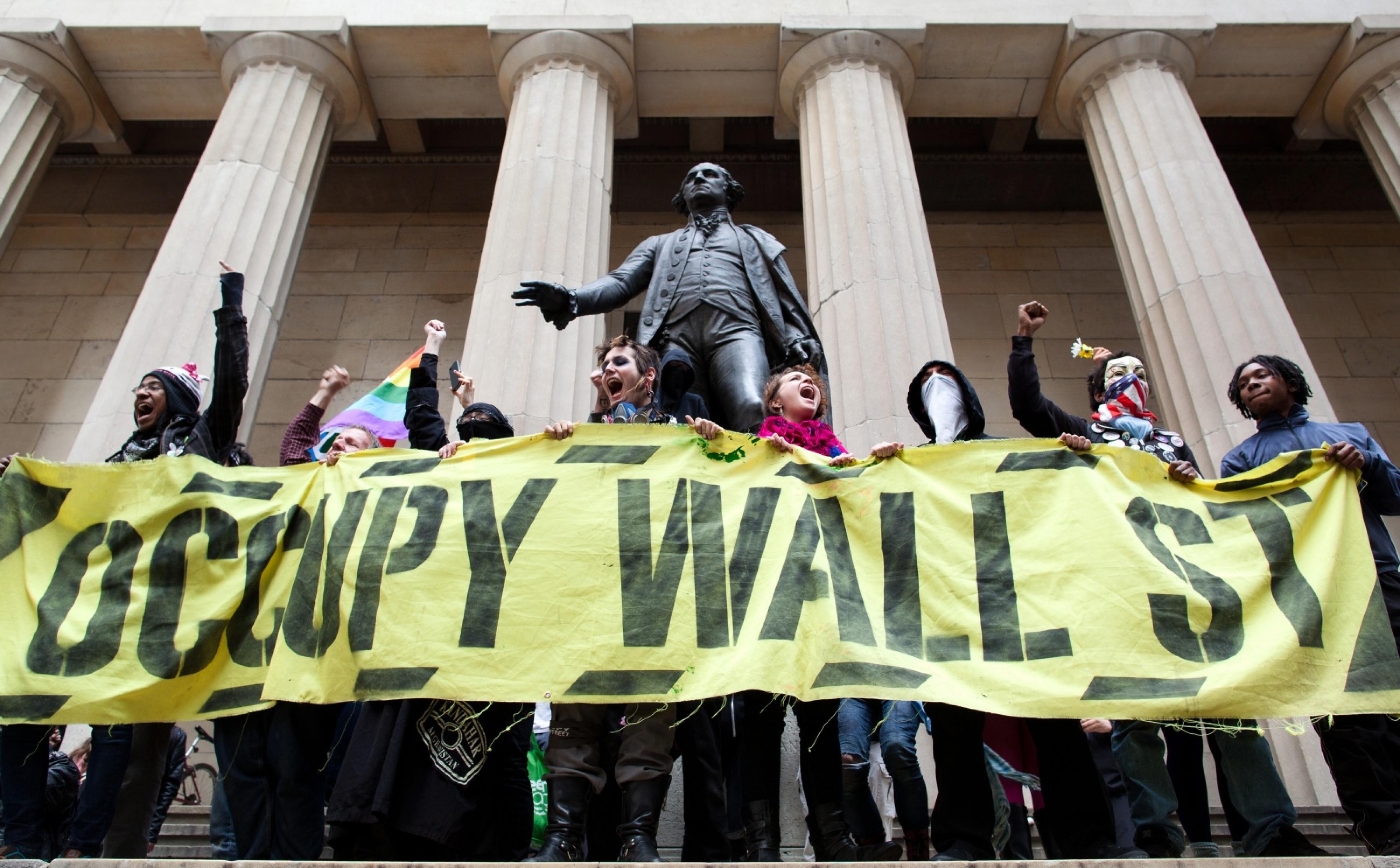 How Not to Defend Liberalism | Commonweal Magazine