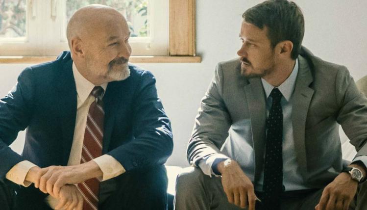 Terry O’Quinn (left) and Michael Dorman in the Amazon series ‘Patriot’ / Amazon