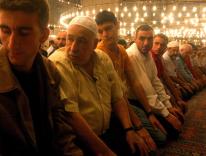 The first night of Ramadan at the Blue Mosque in Istanbul, October 4, 2005 / CNS photo