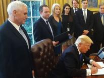 Donald Trump in the Oval Office / Wikimedia 