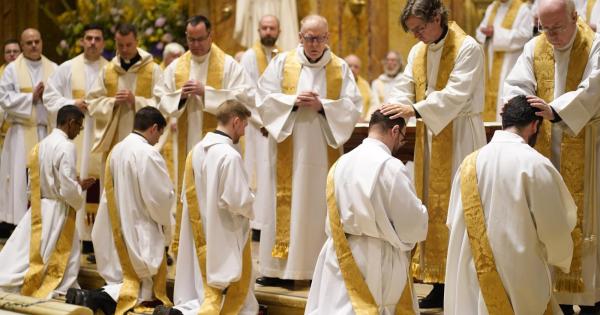 The Priesthood’s Ritual Logic | Commonweal Magazine