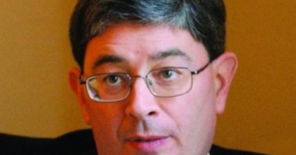 More Mission, Less Maintenance | Commonweal Magazine